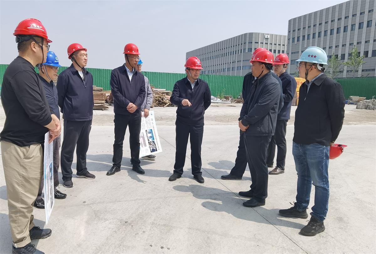 丁锐到医药创新产业园检查安全生产工作1.jpg