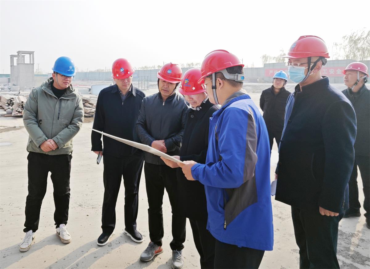 1701133401035089089.jpg 丁锐董事长到房地产调研4.jpg