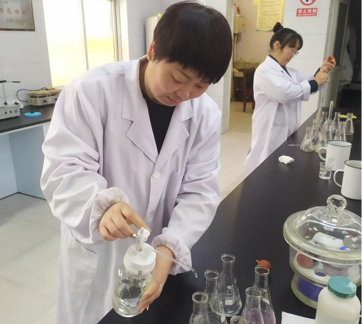 女工17.png 女工17.png